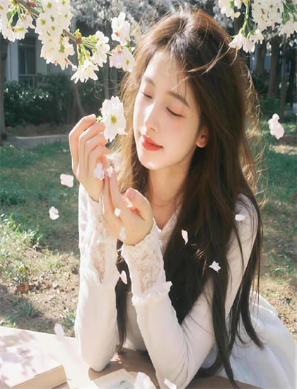 科幻片文化解读：《功夫厨娘，老公乖乖吃饭》的叙事结构与视觉语言 ——科幻片的专业鉴赏